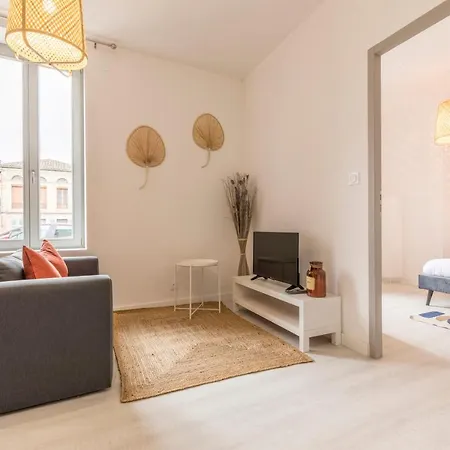 Apartment Le Corail - 1 Chambre, Ideal Couple, Parking, 10min Canal Du Midi *